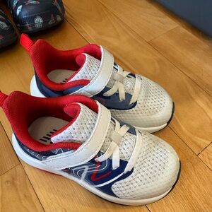 New Balance- Rave Run v2 Bungee Lace with Top Strap